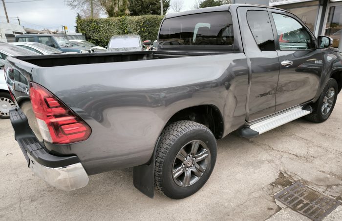 Toyota hilux - Image 2