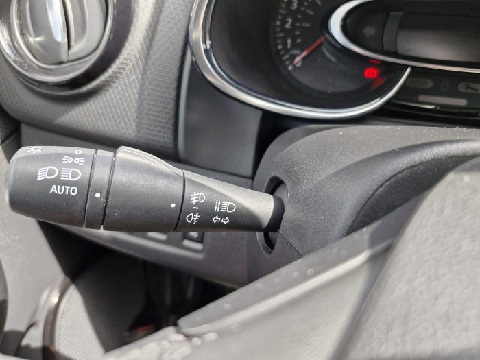 Renault CLIO IV 0.9 TCE 90 BUSINESS - Image 18