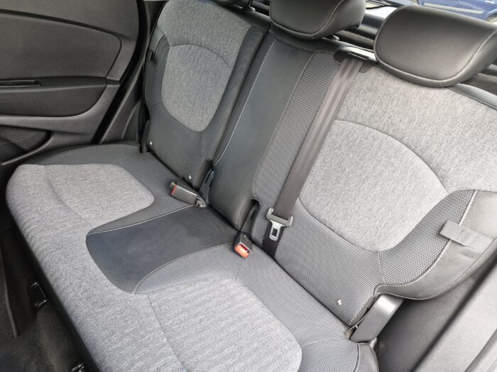 Renault captur TCE 120 ALLURE EDC - Image 11