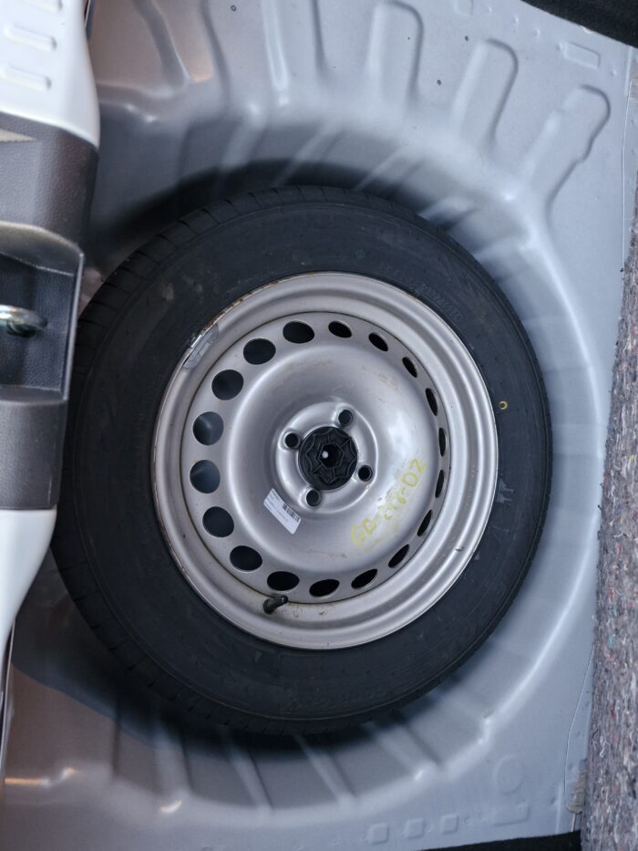 Dacia SANDERO 1.0 SCE 67 EXPRESSION - Image 11