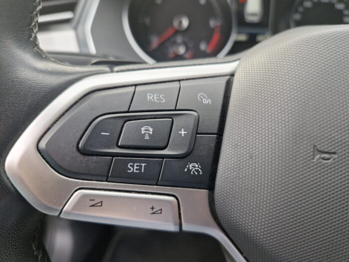 Volkswagen PASSAT SW 2.0 TDI 150 BUSINESS DSG7 - Image 19