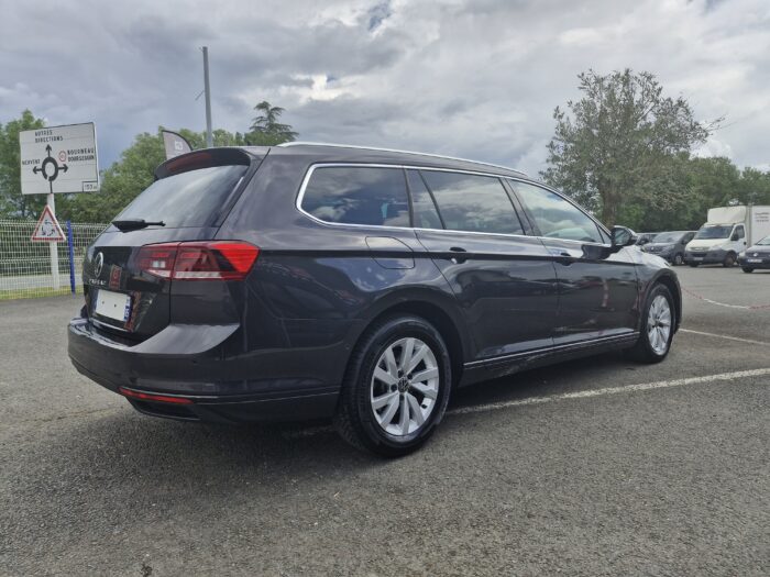 Volkswagen PASSAT SW 2.0 TDI 150 BUSINESS DSG7 - Image 6
