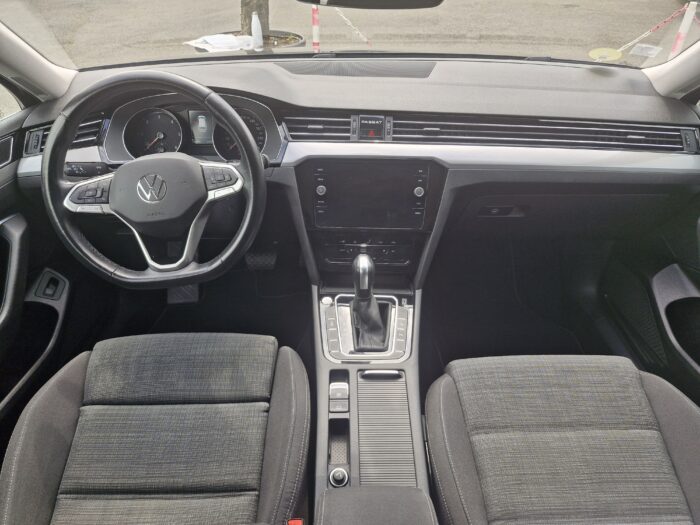 Volkswagen PASSAT SW 2.0 TDI 150 BUSINESS DSG7 - Image 13