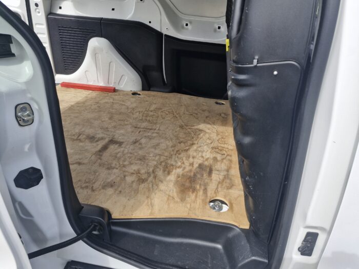 Citroen BERLINGO 1.6 HDI 75 BUSINESS - Image 8
