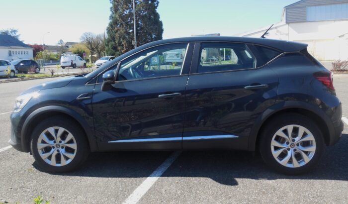 Renault RENAULT CAPTUR II TCE 100ch EXPERIENCE - Image 3