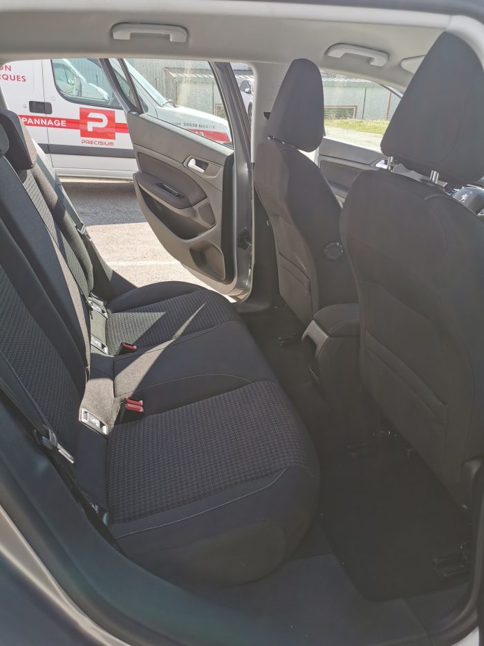 Peugeot 308 1.2 THP 110 - Image 7