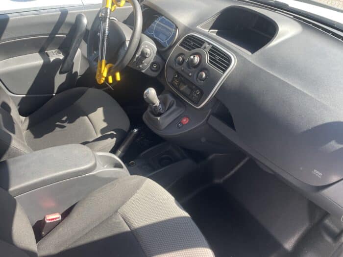 Renault kangoo dci 95 vitré - Image 4
