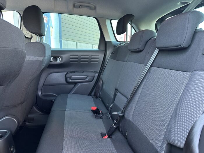 Citroen C3 AIRCROSS 1.5 HDI 120CV SHINE - Image 4