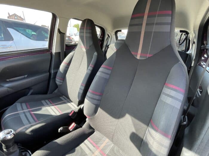 Peugeot 108 vti 82 allure - Image 2